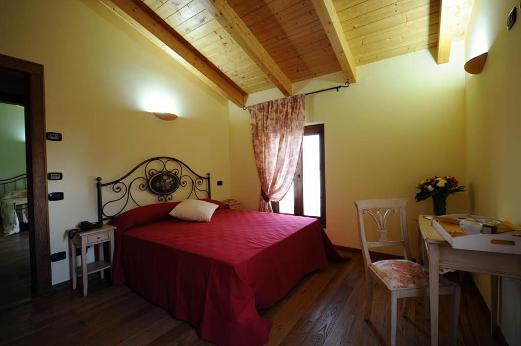 Agriturismo Corte Morandini Valeggio sul Mincio Cameră foto